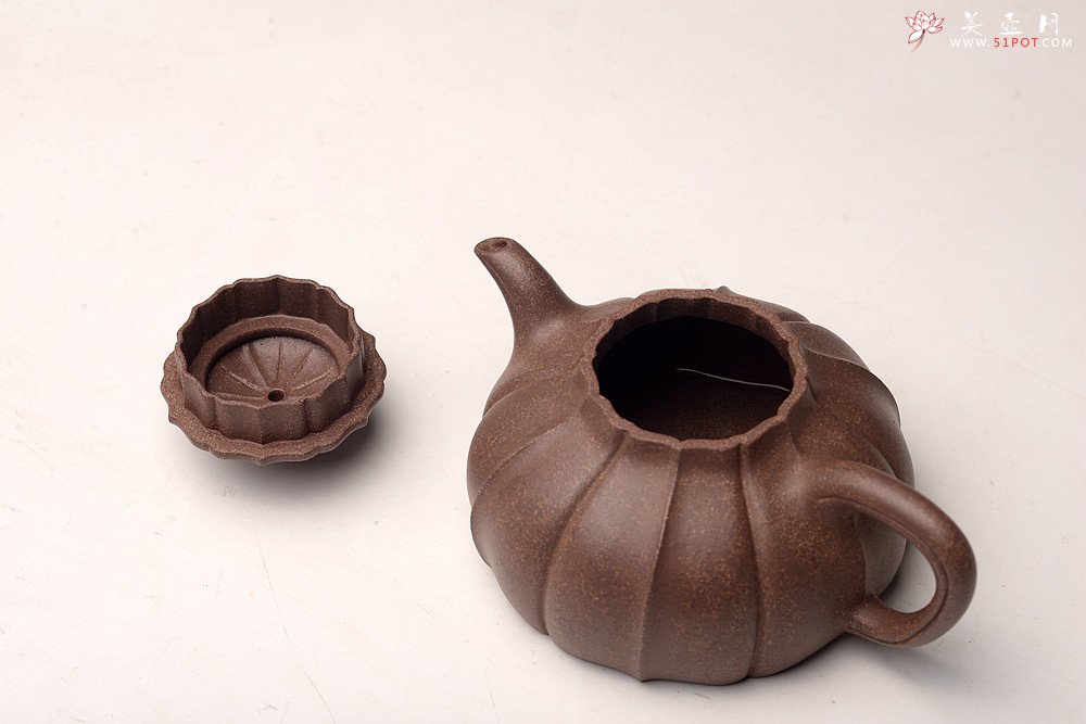紫砂壶图片：周斌丙申夏全手新作 文气素雅  筋囊器 伴月 - 美壶网