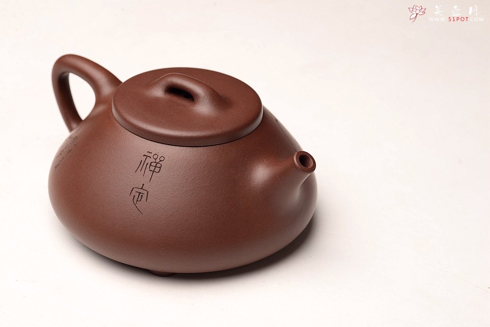 紫砂壶图片：吴杰全手新品 游心堂精心装饰 摹古之东石瓢~ 文气十足 - 美壶网