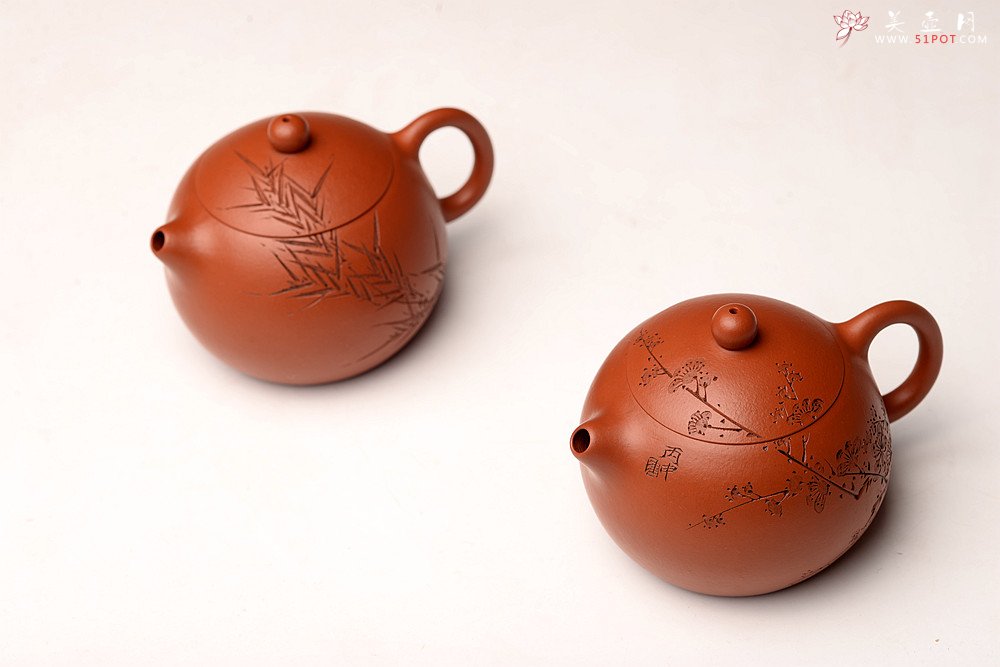 紫砂壶图片：传统经典 娇艳小巧 徐亚春全手西施  陆轶舟老师装饰 梅竹双清 - 美壶网