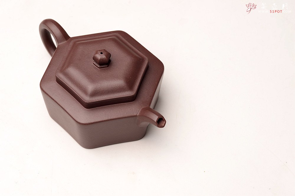 紫砂壶图片：酒虎丙申夏全手新作 古朴文气 素雅精致 六方折角 仅此一把 - 美壶网