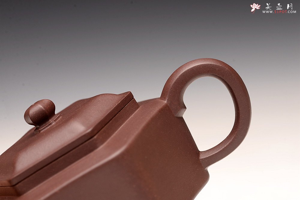 紫砂壶图片：酒虎丙申夏全手新作 古朴文气 素雅精致 六方折角 仅此一把 - 美壶网