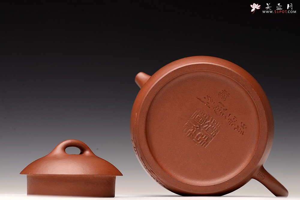 紫砂壶图片：文人作品 全手摹古秦权 储云高徒潘晓鸣装饰 格调高画意深  - 美壶网