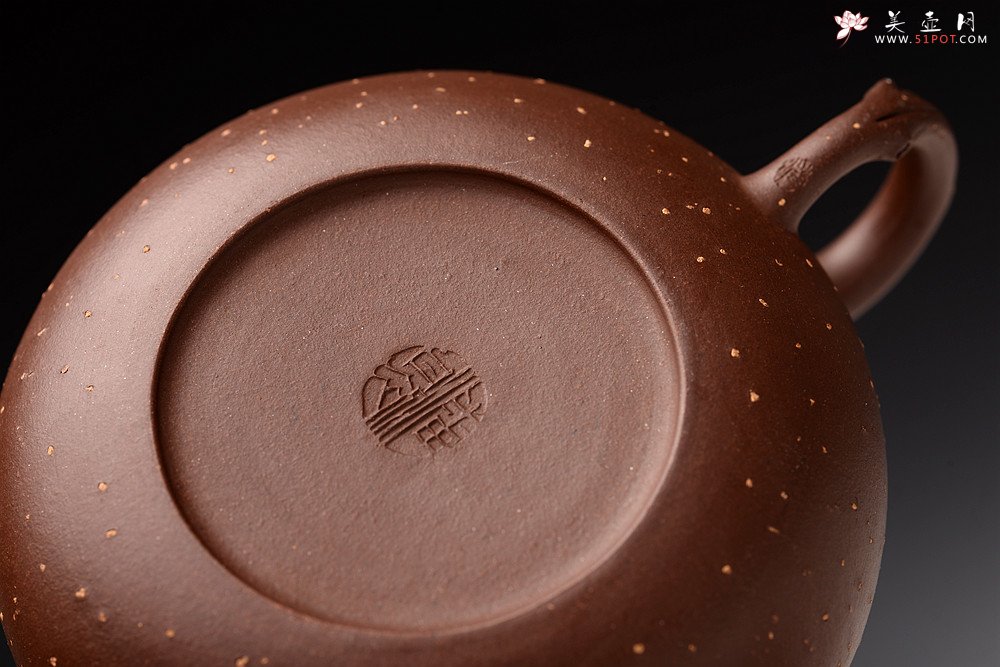 紫砂壶图片：潘丹初丙申夏全手作品~ 温文尔雅 踏雪寻梅 灵秀之作 雪中情 - 美壶网