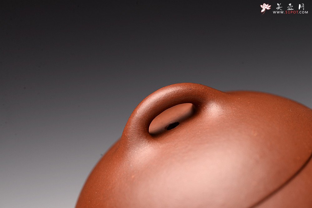 紫砂壶图片：文人作品 全手摹古秦权 储云高徒潘晓鸣装饰 格调高画意深  - 美壶网