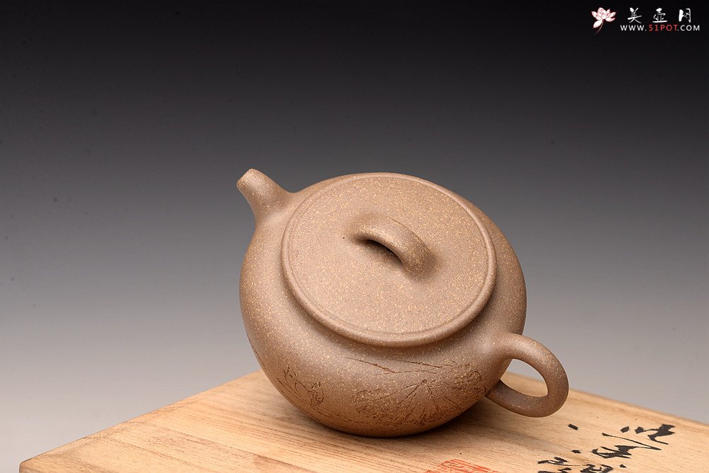 紫砂壶图片：周路健全手新作 过桥扁腹 大口小品实用 陆轶舟装饰 - 美壶网