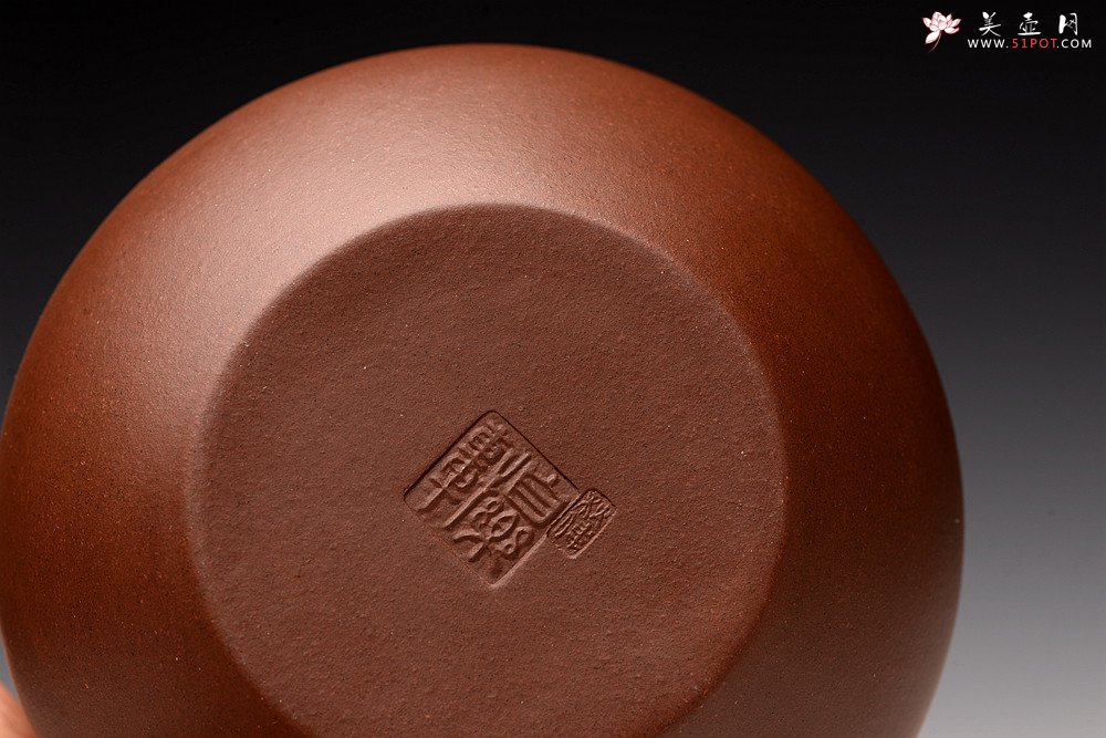 紫砂壶图片：沈秋伟丙申夏全手作品 饱满温润 气韵贯通 精品老紫泥 竹影 - 美壶网