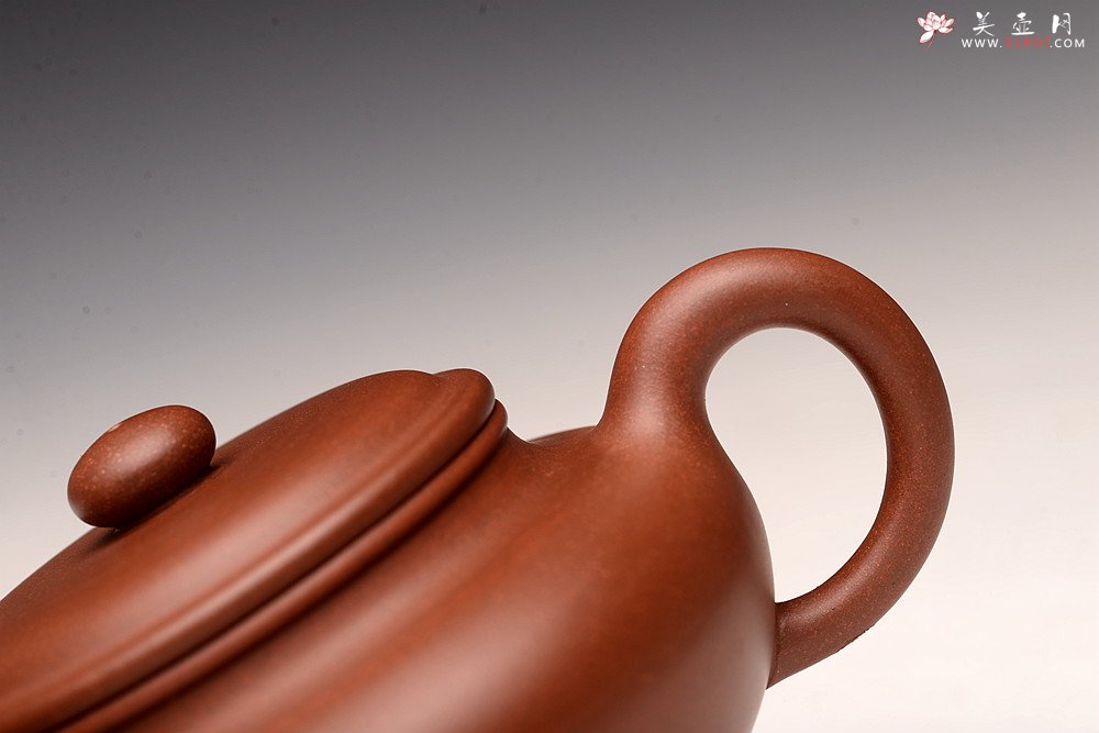 紫砂壶图片：顾小英丙申夏新作 形神兼备 传统经典 全手扁腹 推荐~ - 美壶网