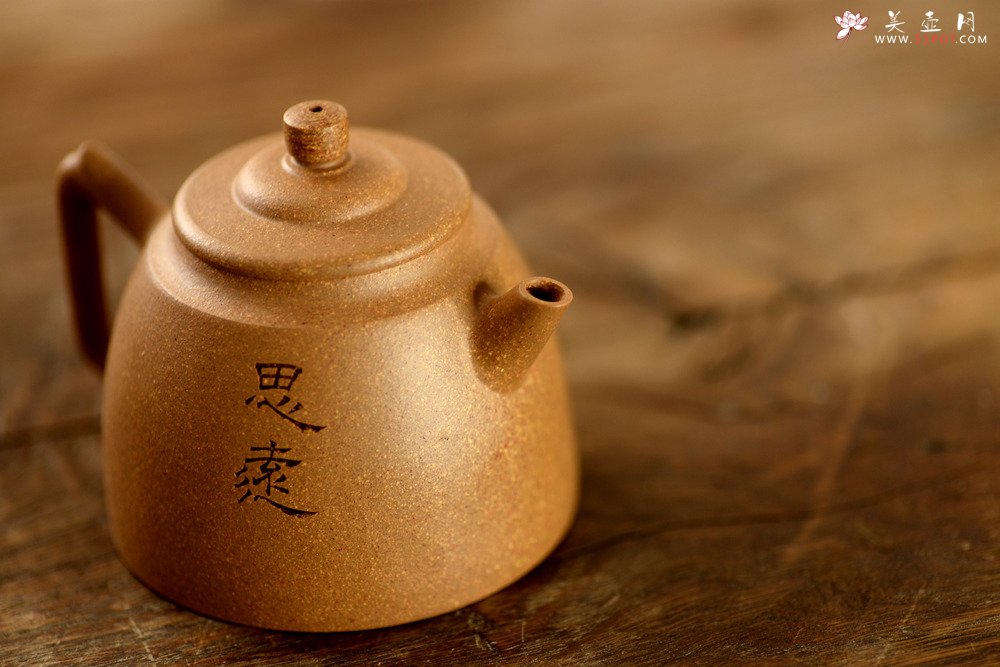 紫砂壶图片：唐文丙申夏新作 游心堂主人装饰 文气有趣  彩段秦钟 - 美壶网