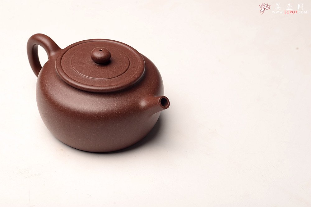 紫砂壶图片：炮管经典 油润原矿底槽青 全手圆璧 传统功力 - 美壶网