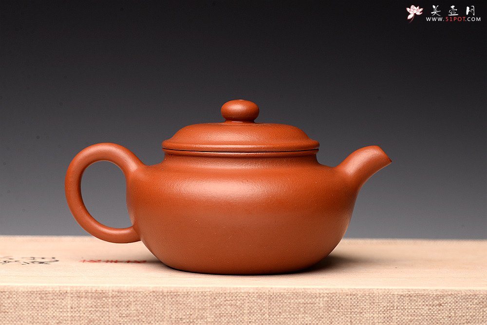 紫砂壶图片：优质朱泥 娇艳迷人 全手仿古 传统实用 - 美壶网