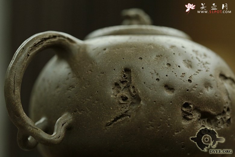 紫砂壶图片：金蟾龚春欣赏 - 美壶网