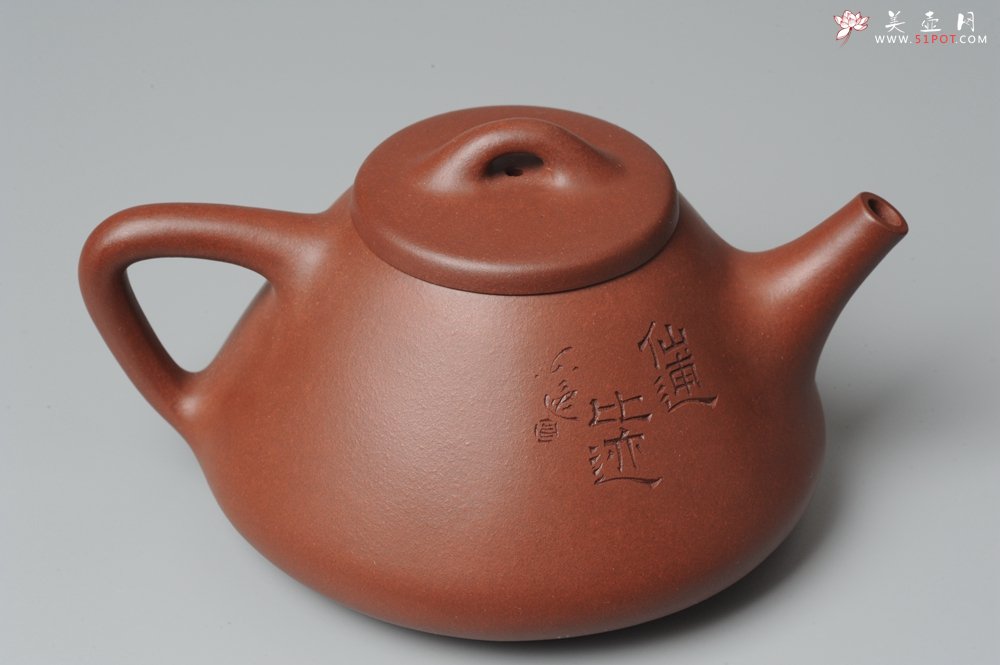 紫砂壶图片：骨肉匀挺 毛国强徒弟陆轶舟文气装饰 全手工子冶石瓢 - 美壶网