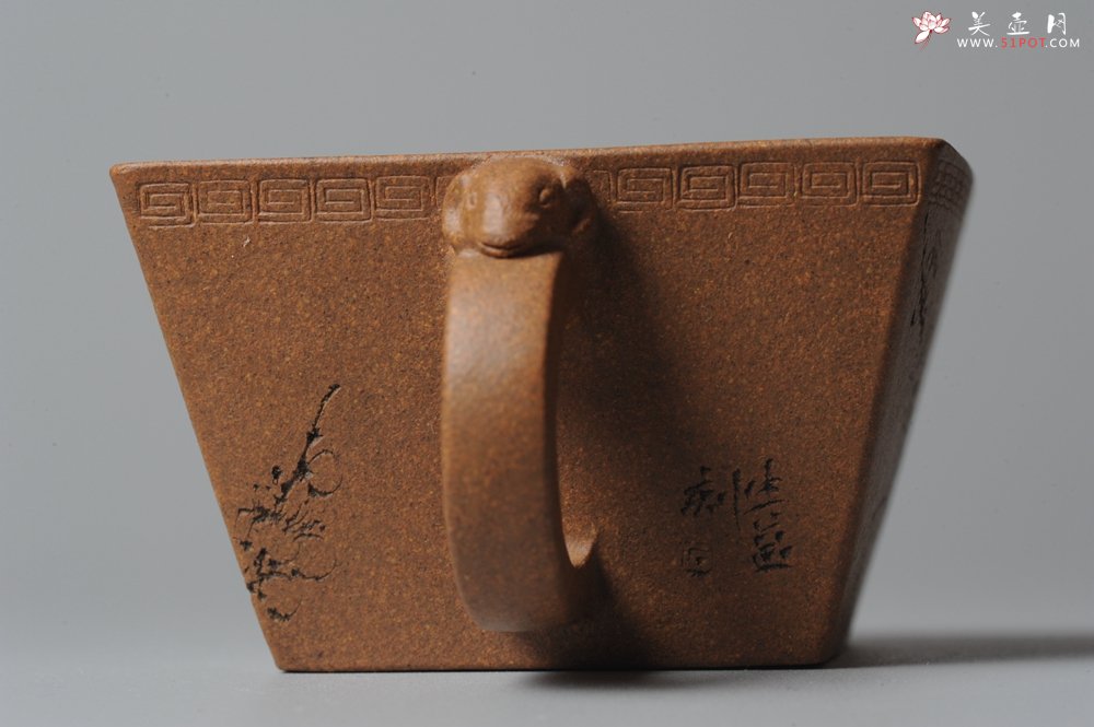紫砂壶图片：唐文全手 刘华徒弟生益刻绘 老段泥 兽耳品茗杯 - 美壶网