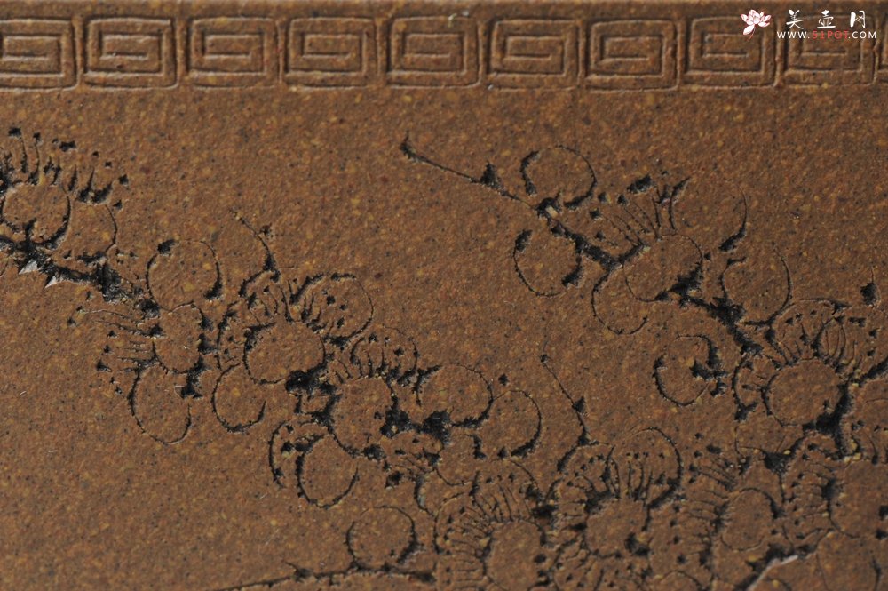 紫砂壶图片：唐文全手 刘华徒弟生益刻绘 老段泥 兽耳品茗杯 - 美壶网