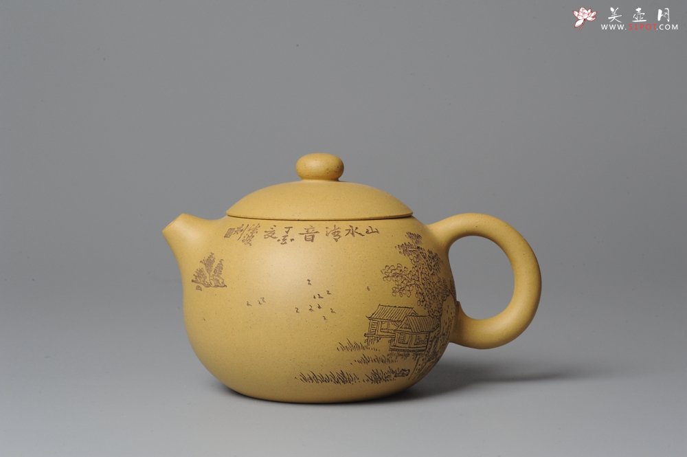 紫砂壶图片：助工袁德波精心装饰通景山水 双助工联袂西施壶 - 美壶网