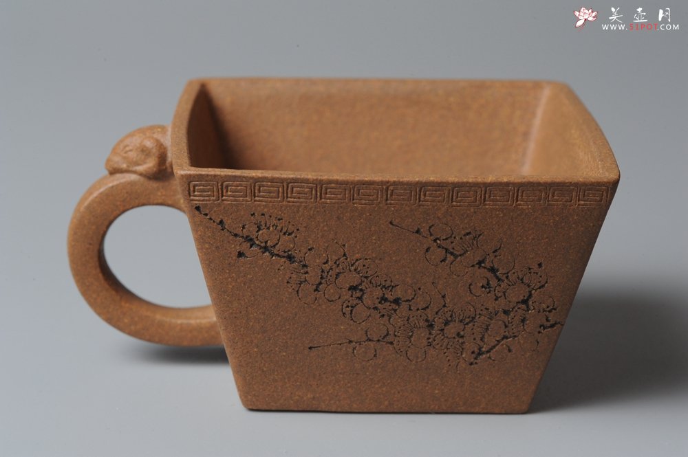 紫砂壶图片：唐文全手 刘华徒弟生益刻绘 老段泥 兽耳品茗杯 - 美壶网