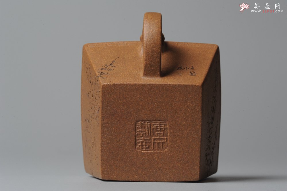 紫砂壶图片：唐文全手 刘华徒弟生益刻绘 老段泥 兽耳品茗杯 - 美壶网