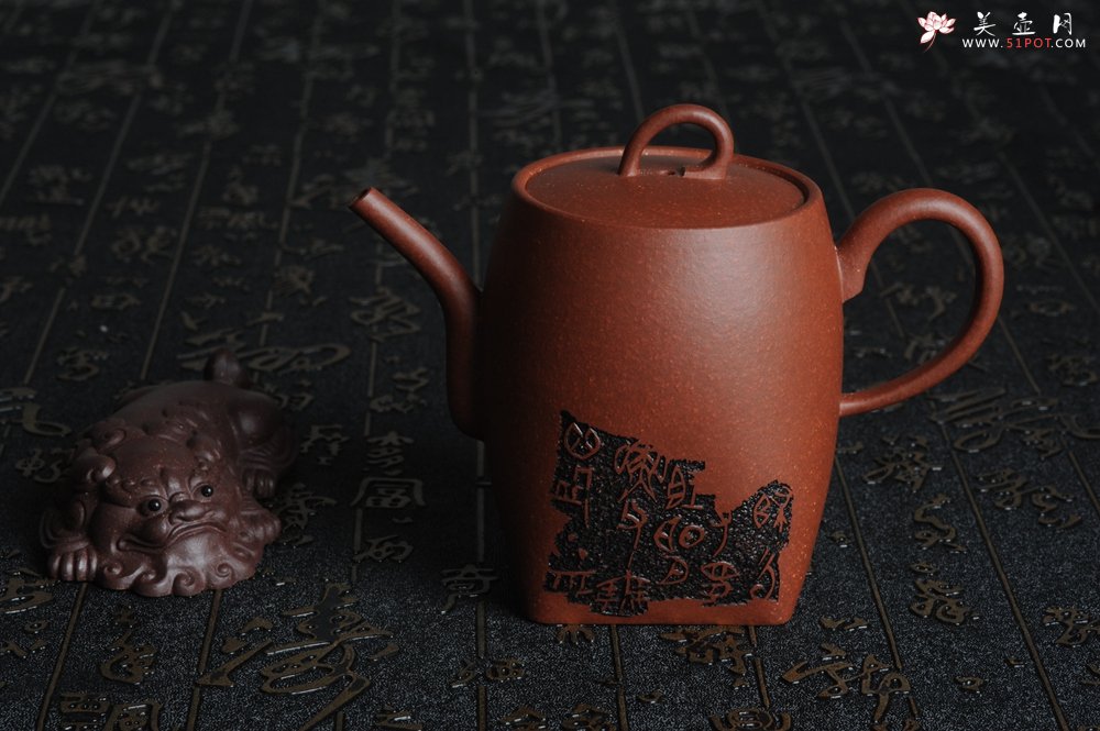 紫砂壶图片：何瑞精心装饰全手工舍得套组6件套 - 美壶网