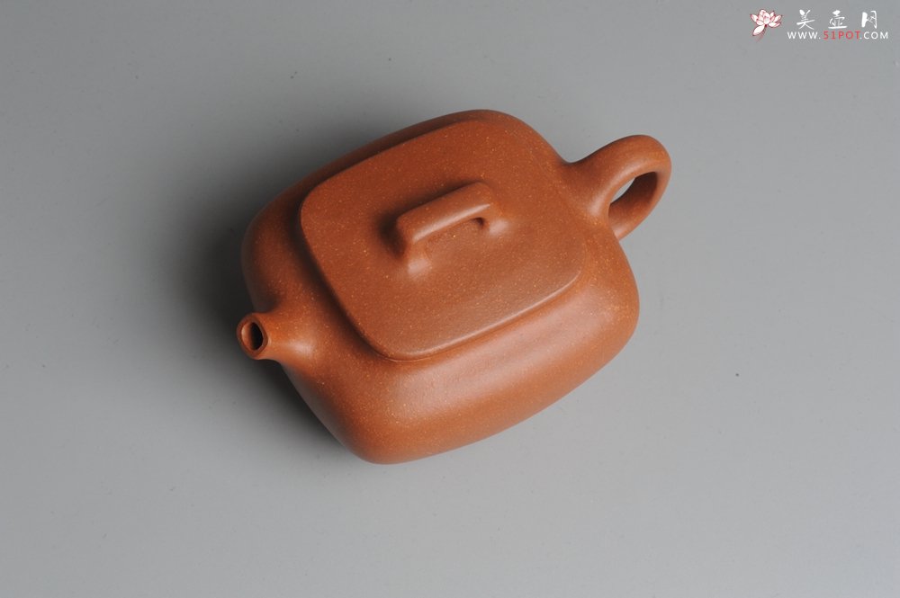 紫砂壶图片：美壶回馈 特惠小四方 一捺底 非常油润的降坡泥 - 美壶网