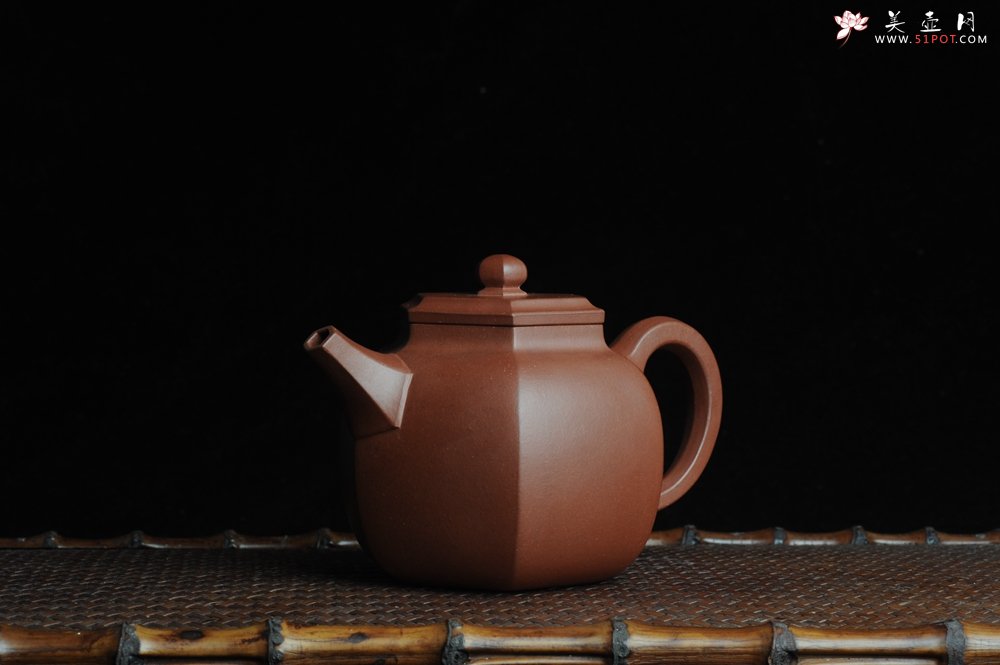 紫砂壶图片：全手工六方巨轮 - 美壶网