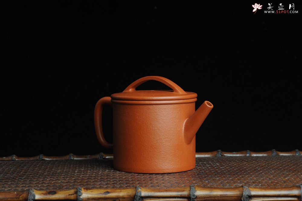 紫砂壶图片：优质赵庄朱泥 精品全手工汉瓦 端庄秀雅 大口实用 出水暴爽 - 美壶网