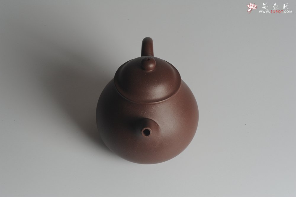 紫砂壶图片：全手工优质老紫泥潘壶刹凹成型单片拍打王新云进步之作 - 美壶网