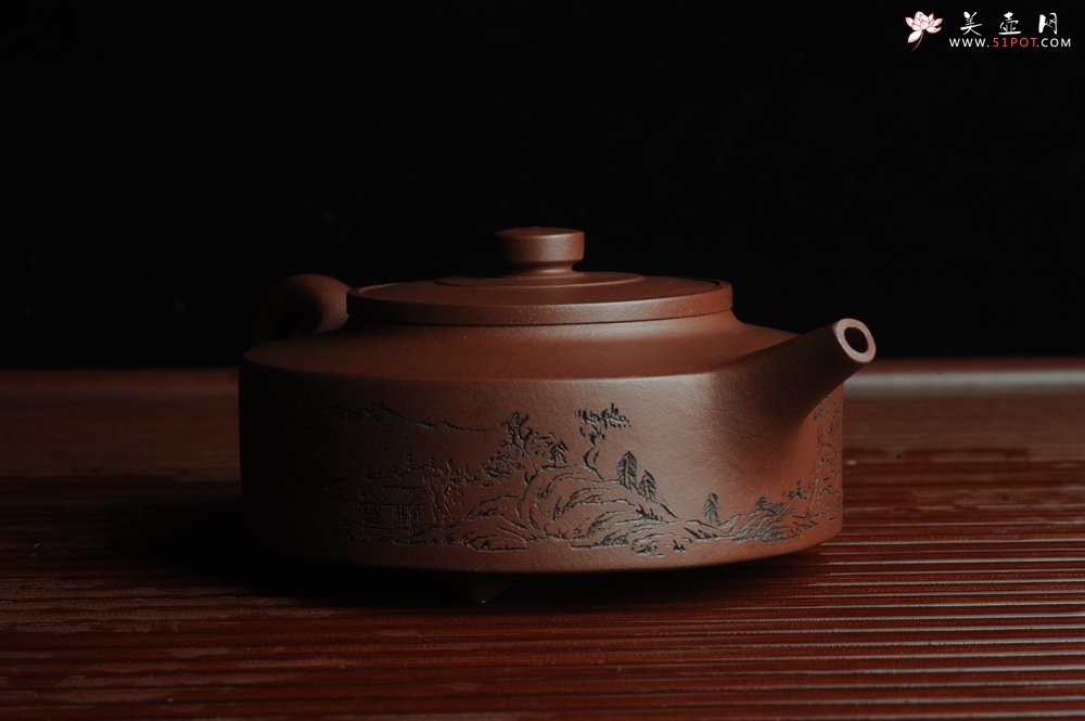 紫砂壶图片：美壶特惠 曼生周盘 通景山水 做工超精致 茶人醉爱 - 美壶网