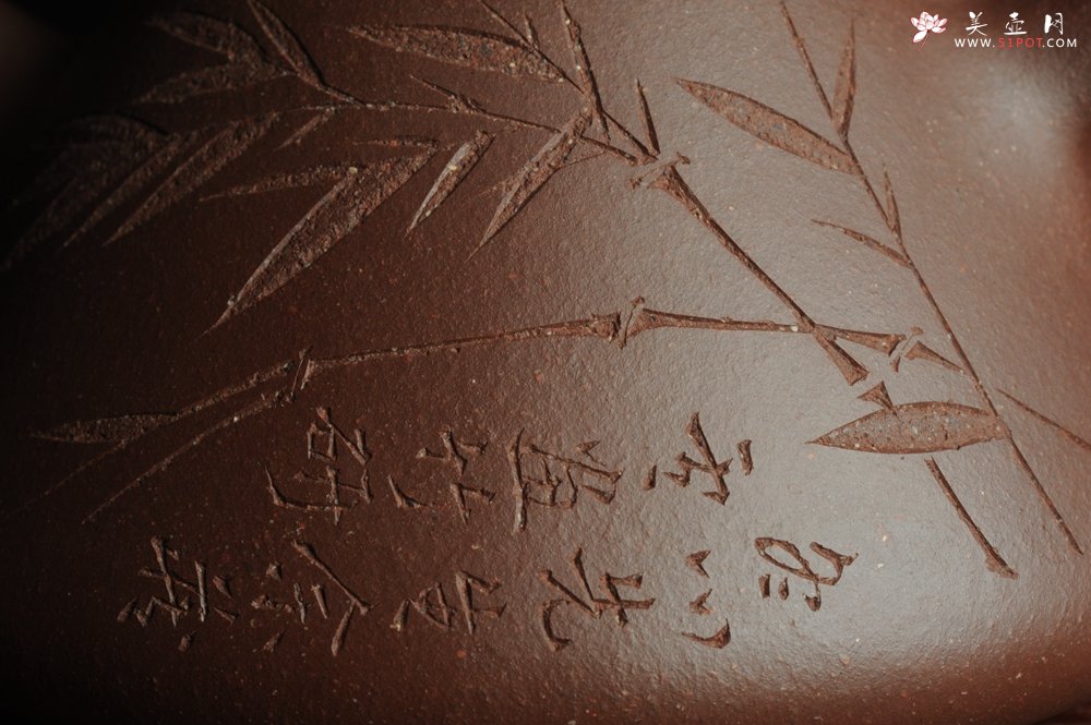 紫砂壶图片：优质紫泥 全手工精品摹古老子冶石瓢 骨肉匀挺 清茗堂助工文气装饰板桥竹 文人风骨尽显 - 美壶网