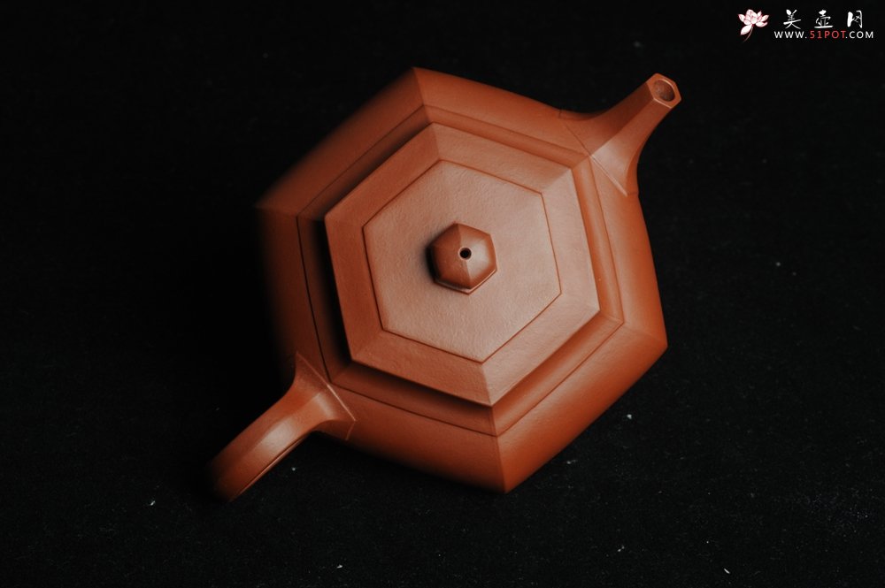 紫砂壶图片：用心之作 优质朱泥全手工大彬六方 工料超好 - 美壶网