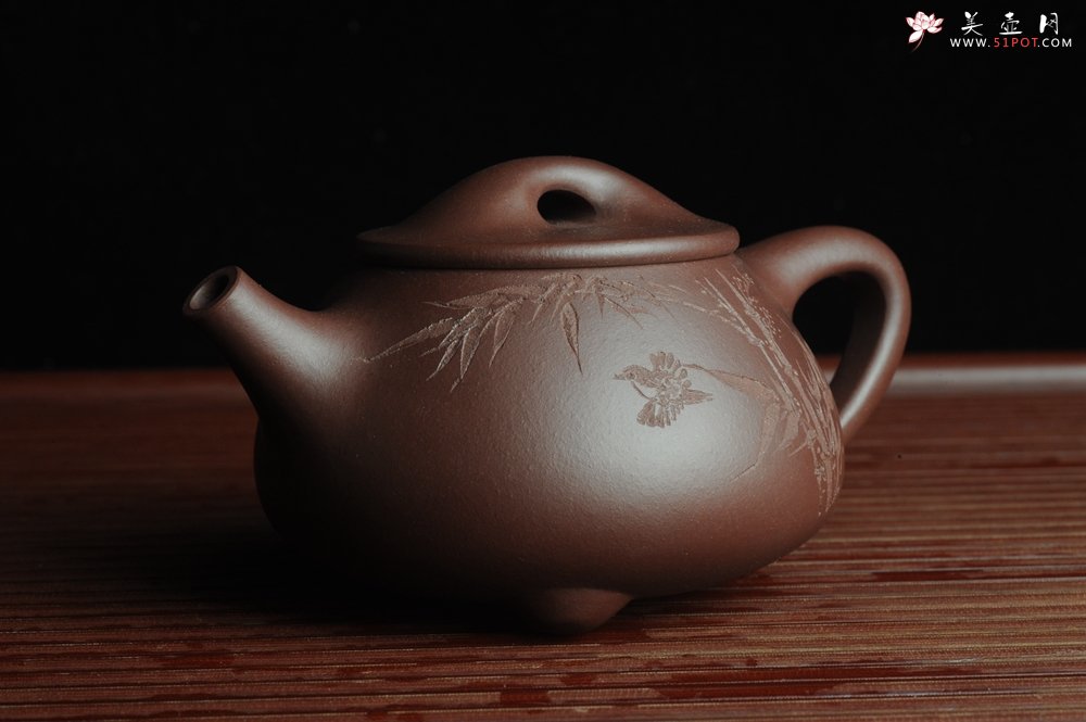 紫砂壶图片：美壶特惠 经典平盖小石瓢 满瓢（景舟石瓢）装饰竹子 泥料超好高档包装 做工灰常精致 - 美壶网