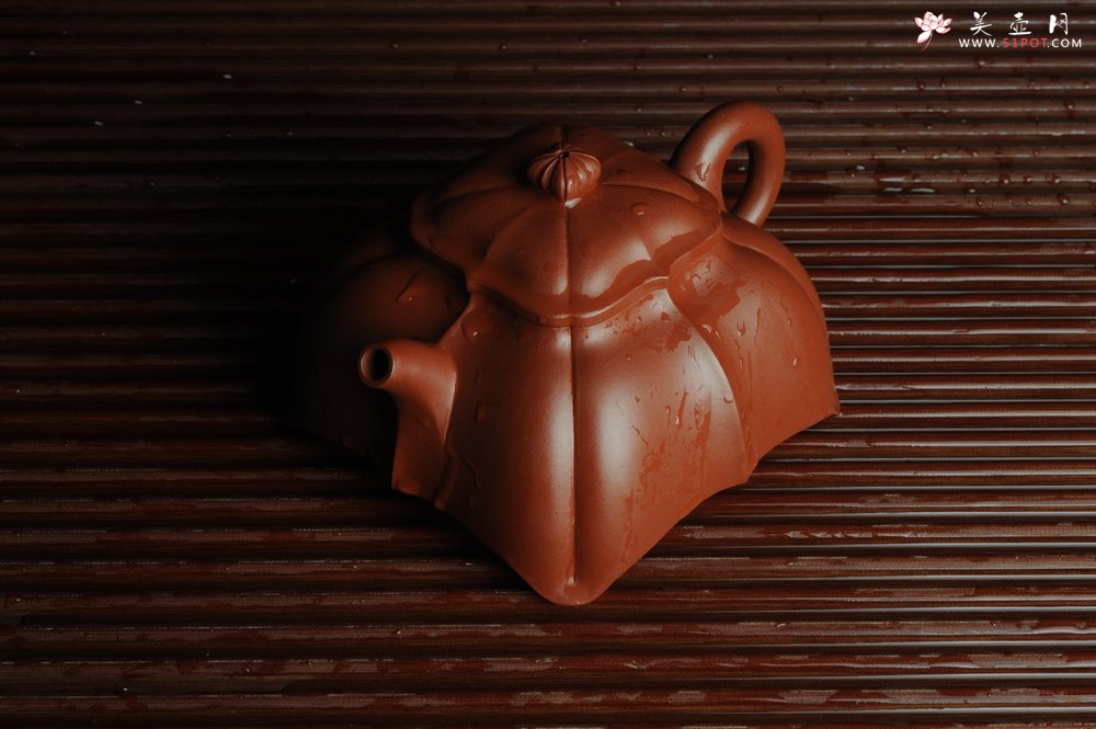 紫砂壶图片：优质大红袍朱泥玉菱壶 端庄秀雅 做工精致 - 美壶网