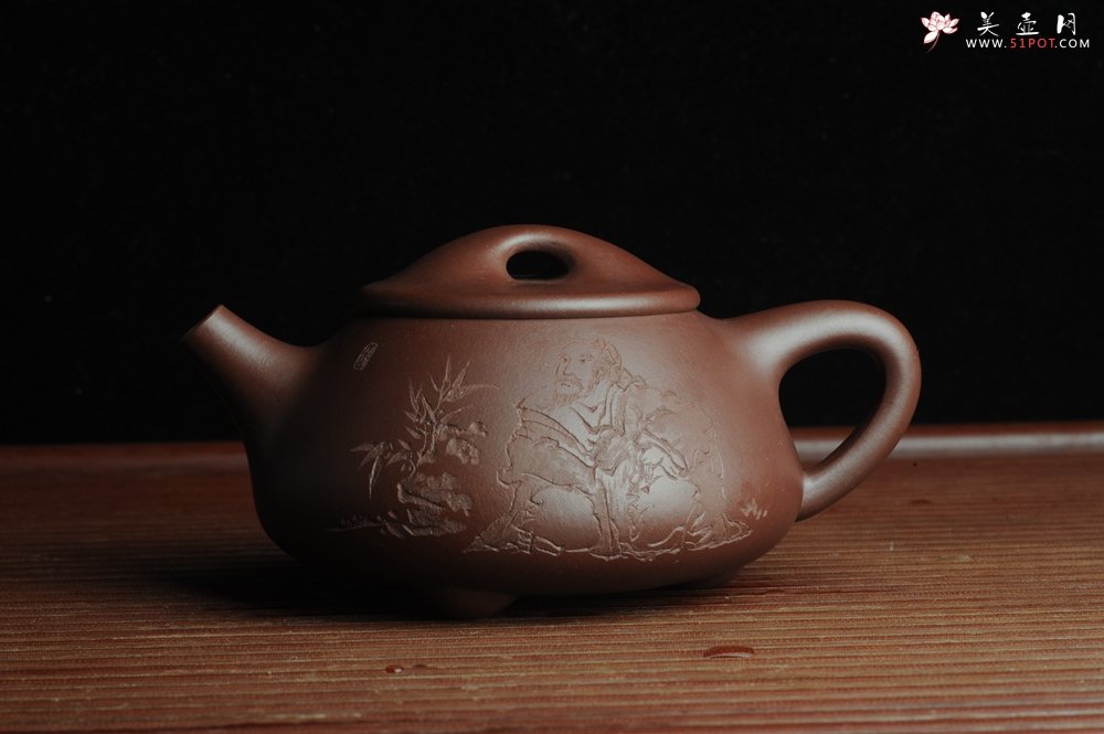 紫砂壶图片：贺岁新品 优质紫茄泥全手工高士竹图 风清气正满瓢 - 美壶网