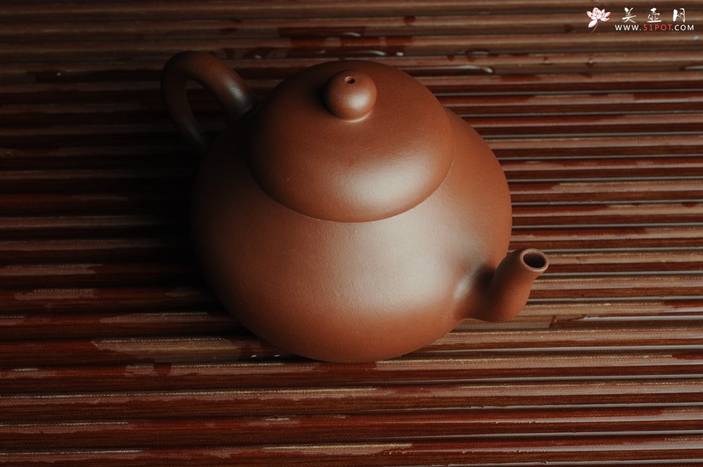 紫砂壶图片：美壶特惠 全手工精品秀雅梨形壶 茶人醉爱 - 美壶网