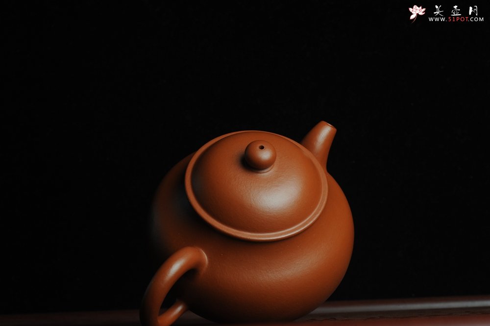 紫砂壶图片：优质赵庄朱泥 全手工潘壶 端庄秀雅 - 美壶网