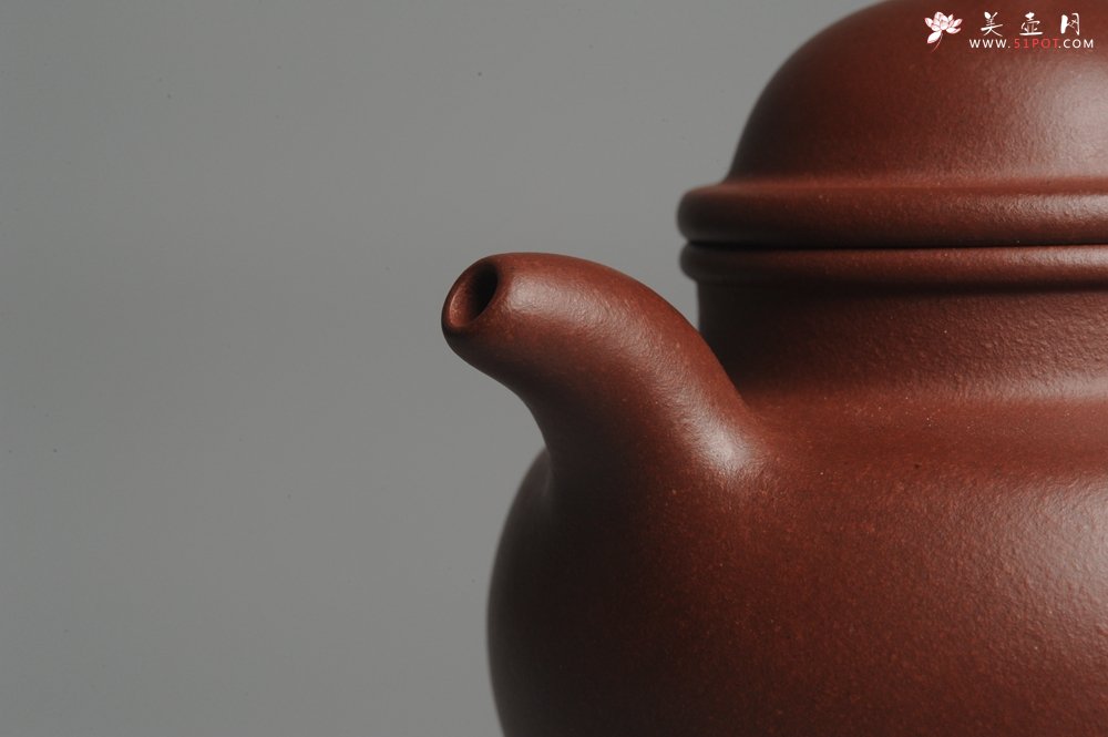 紫砂壶图片：油润底曹青 全手工寿珍掇球 深得老味 做工灰常好 请君细品 作品说话  - 美壶网