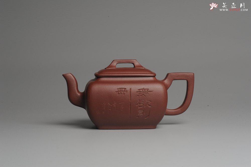 紫砂壶图片：美壶特惠 精品无欲则刚四方方樽 陈俊儒精心装饰 - 美壶网