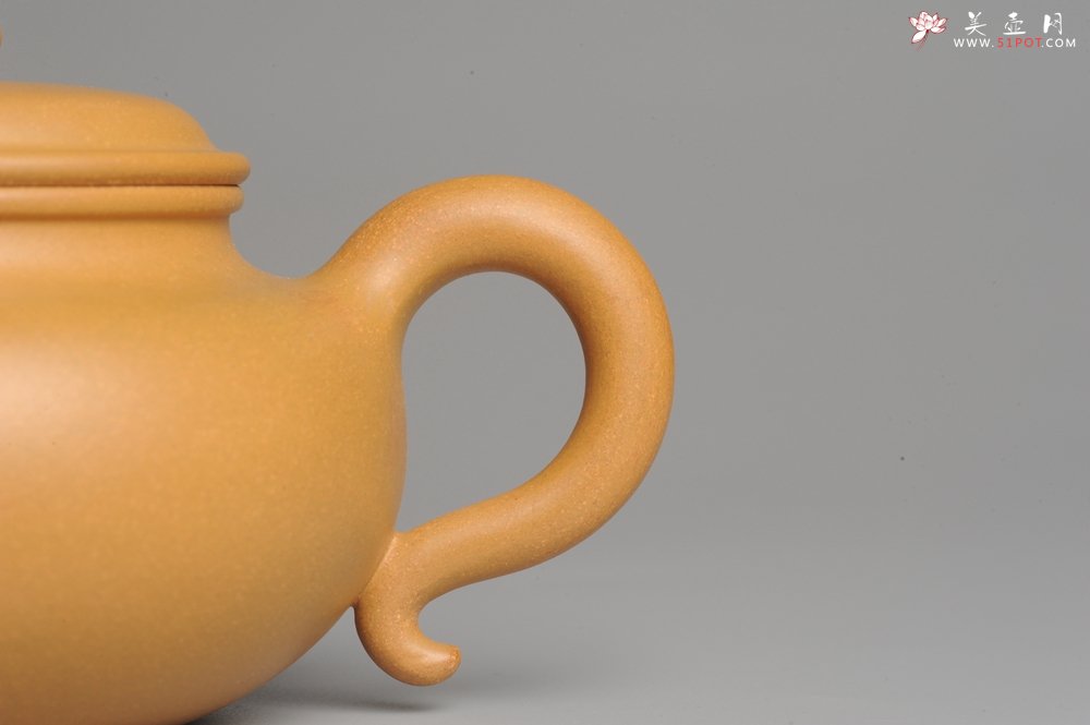 紫砂壶图片：灰常油润黄金段泥 全手工大亨仿古 古韵悠悠  - 美壶网