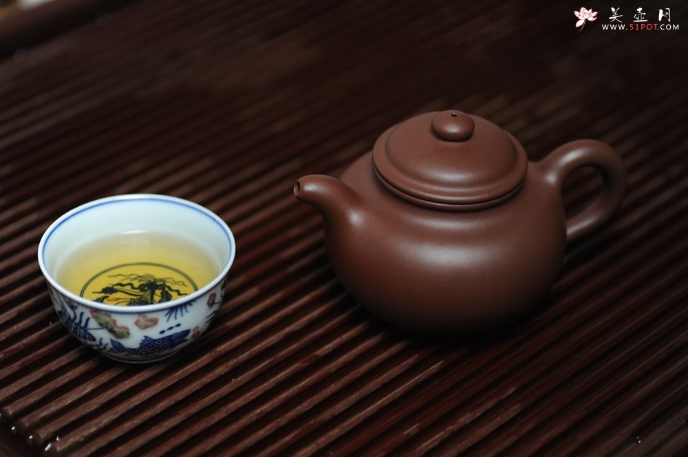 紫砂壶图片：实力派杨欣橙老师全手工大亨莲子 本色清水泥 深得老味 古韵悠悠 - 美壶网