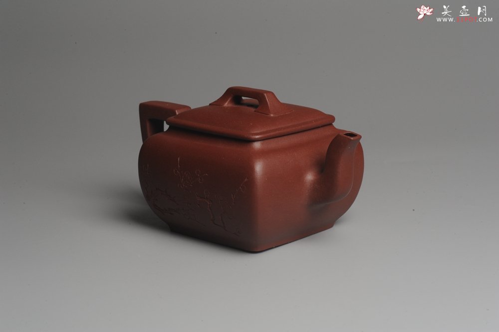 紫砂壶图片：美壶特惠 精品无欲则刚四方方樽 陈俊儒精心装饰 - 美壶网