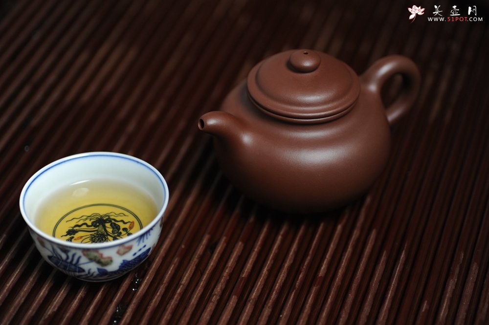 紫砂壶图片：实力派杨欣橙老师全手工大亨莲子 本色清水泥 深得老味 古韵悠悠 - 美壶网