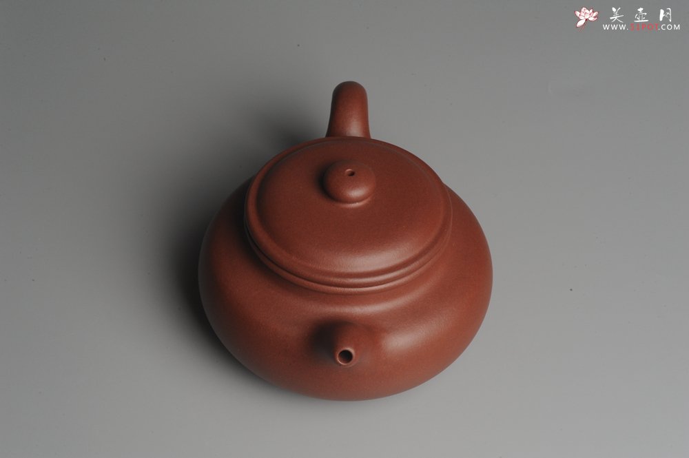 紫砂壶图片：油润底曹青 一捺底精品全手工大亨仿古 深得老味 请君细品 - 美壶网