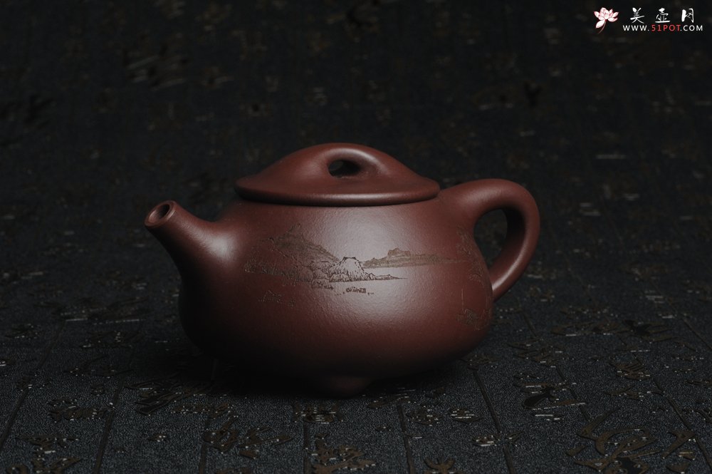 紫砂壶图片：美壶特惠 经典平盖小石瓢 满瓢（景舟石瓢）子木刻绘山水 - 美壶网