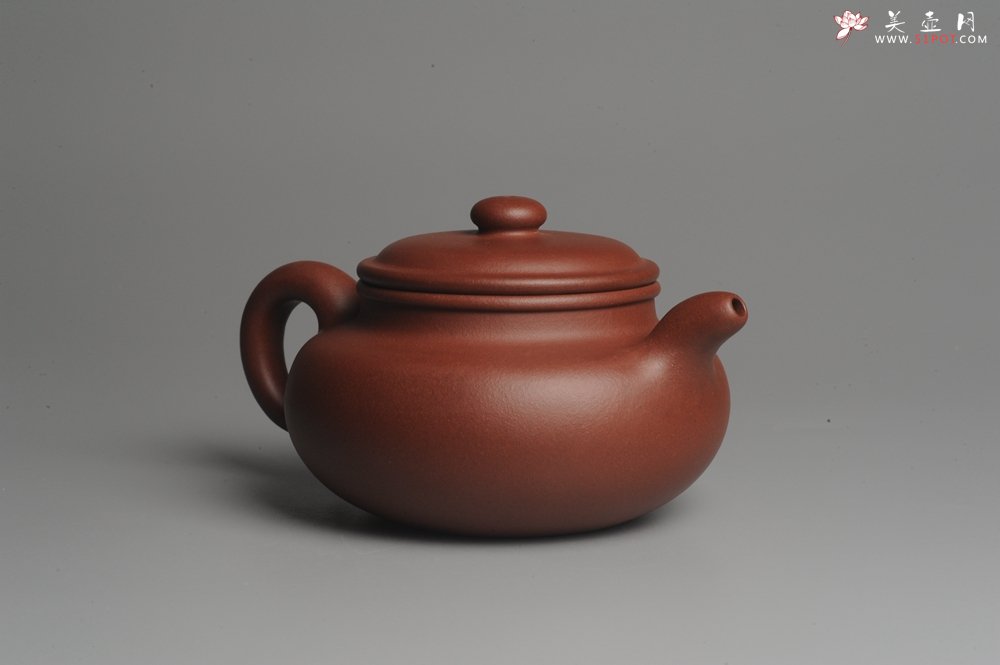 紫砂壶图片：油润底曹青 一捺底精品全手工大亨仿古 深得老味 请君细品 - 美壶网