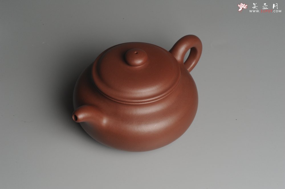 紫砂壶图片：实力派杨老师 难度灰常大 全手工大品大亨仿古 本色清水泥 稳重大气  适合收藏 - 美壶网