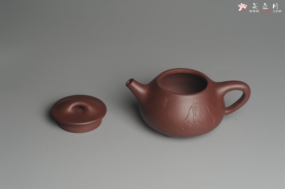 紫砂壶图片：美壶特惠 精致做工经典平盖饮者寿小石瓢 精刻人物 茶人醉爱 - 美壶网