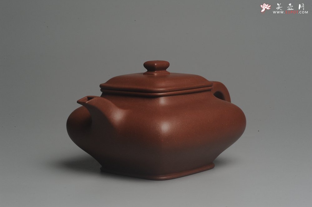 紫砂壶图片：实力派张海艳全手工老辣四方虚扁壶 超精致 - 美壶网