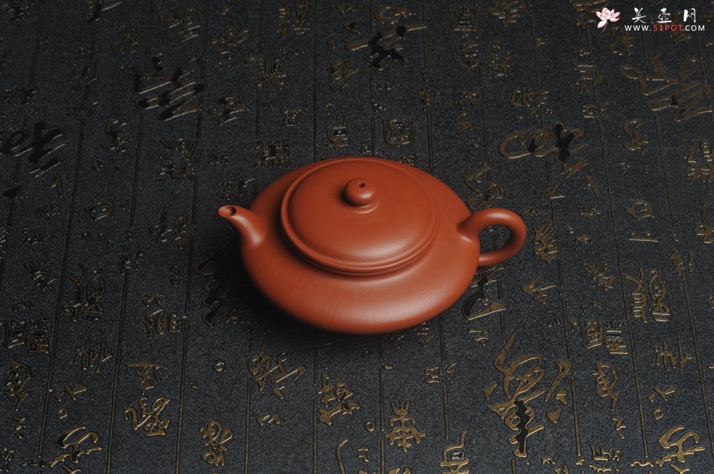 紫砂壶图片：特好小煤窑朱泥精工全手小虚扁 功夫茶具 - 美壶网