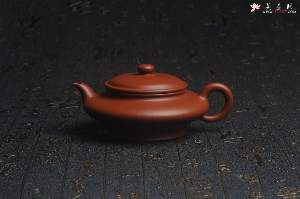 紫砂壶图片：特好小煤窑朱泥精工全手小虚扁 功夫茶具 - 美壶网
