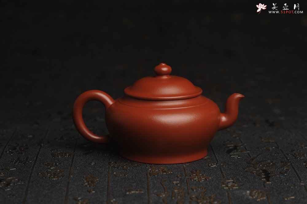 紫砂壶图片：正宗小煤窑朱泥 全手工宫灯壶 隽秀文气 茶人醉爱 - 美壶网