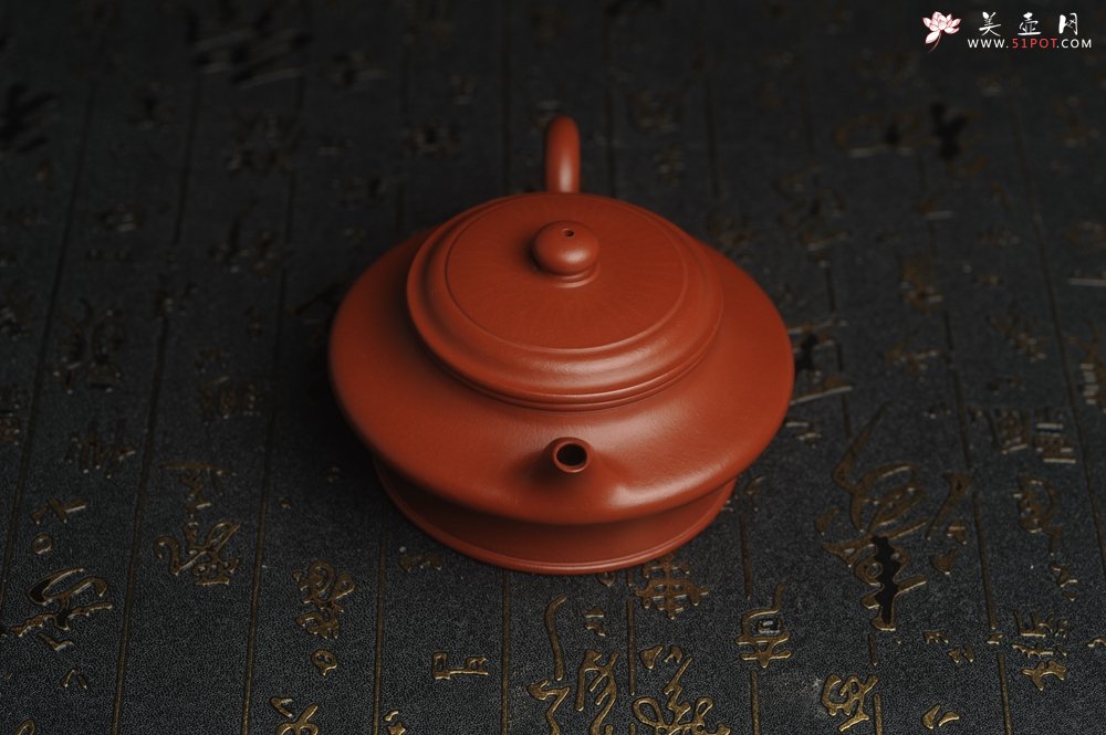 紫砂壶图片：正宗小煤窑朱泥 全手工虚扁 隽秀文气 茶人醉爱 - 美壶网